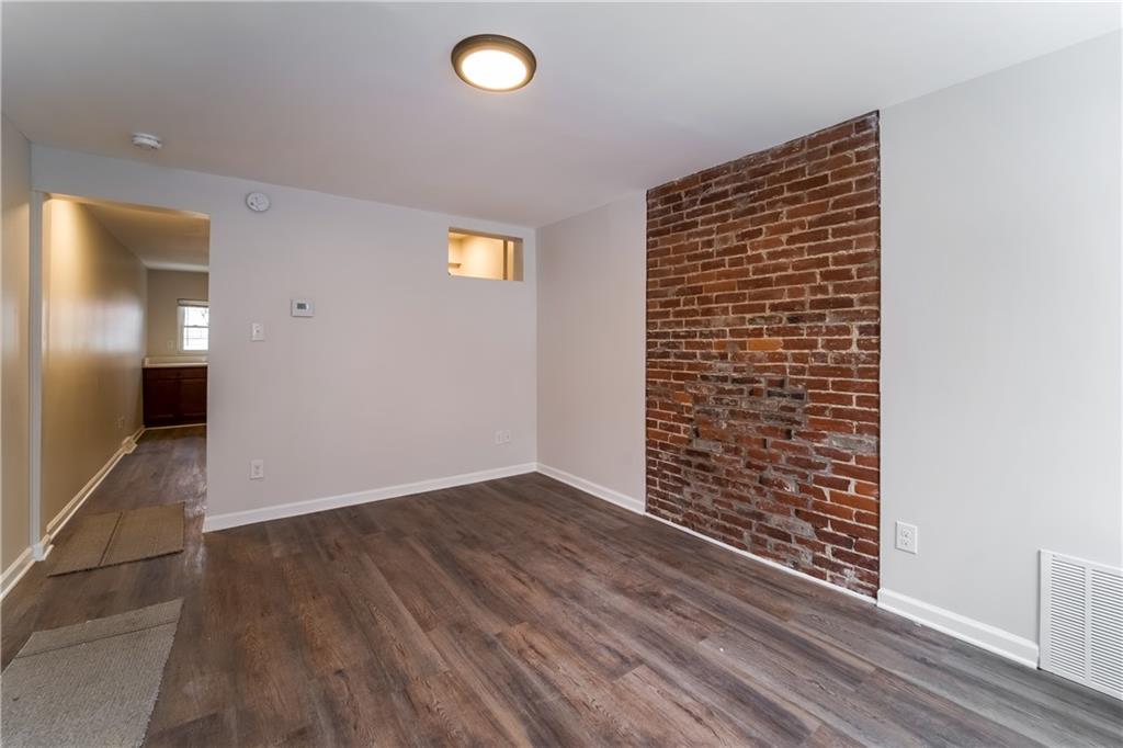 5143 Carnegie Street Pittsburgh, PA 15201 - Photo 5 of 19