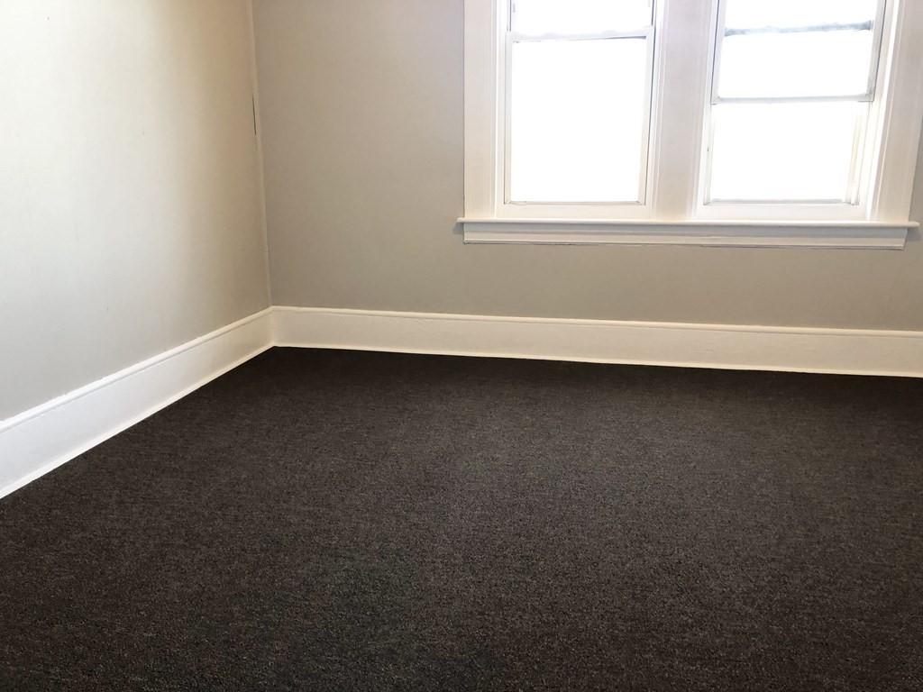 2 Holland Road Worcester, MA 01603 - Photo 28 of 41 Gallery Image 28