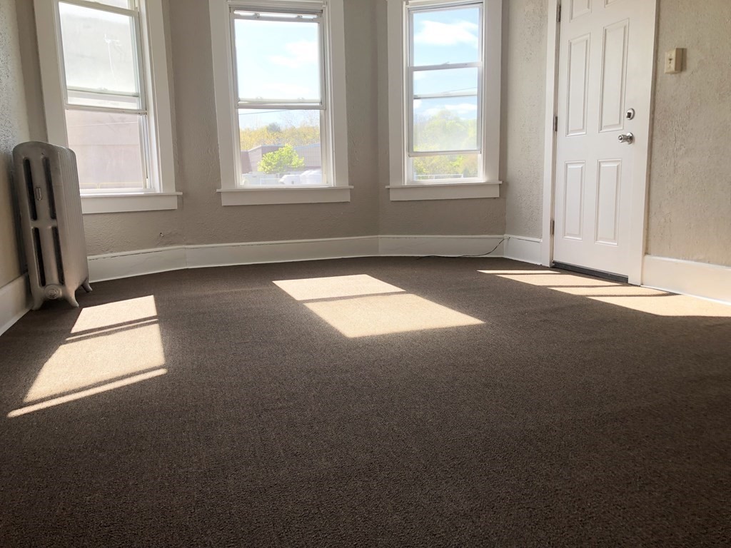 2 Holland Road Worcester, MA 01603 - Photo 34 of 41 Gallery Image 34