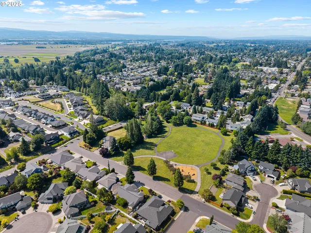 $1,450,000 | 3911 Northwest 114th Street, Vancouver, WA 98685