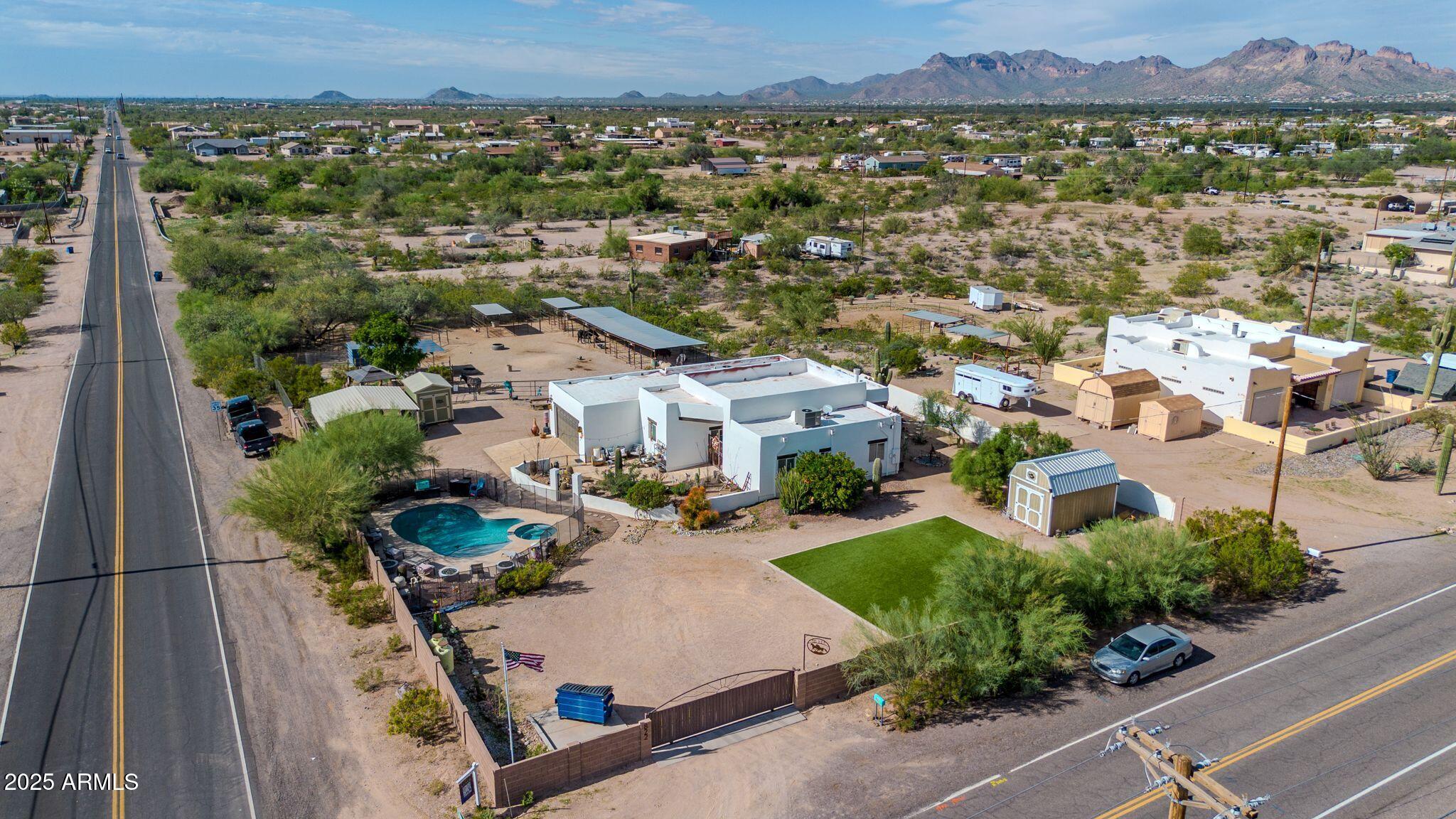 822 North Cortez Road Apache Junction, AZ 85119 - Photo 10 of 54