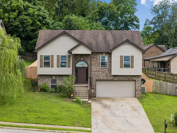 $299,999 | 717 Arrowfield Drive, Clarksville, TN 37042