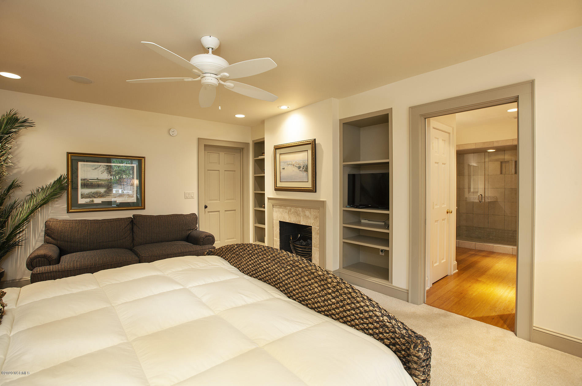 215 Summer Rest Road Wilmington, NC 28405 - Photo 23 of 53 Summer Rest 215 10mbr Kelli_4045