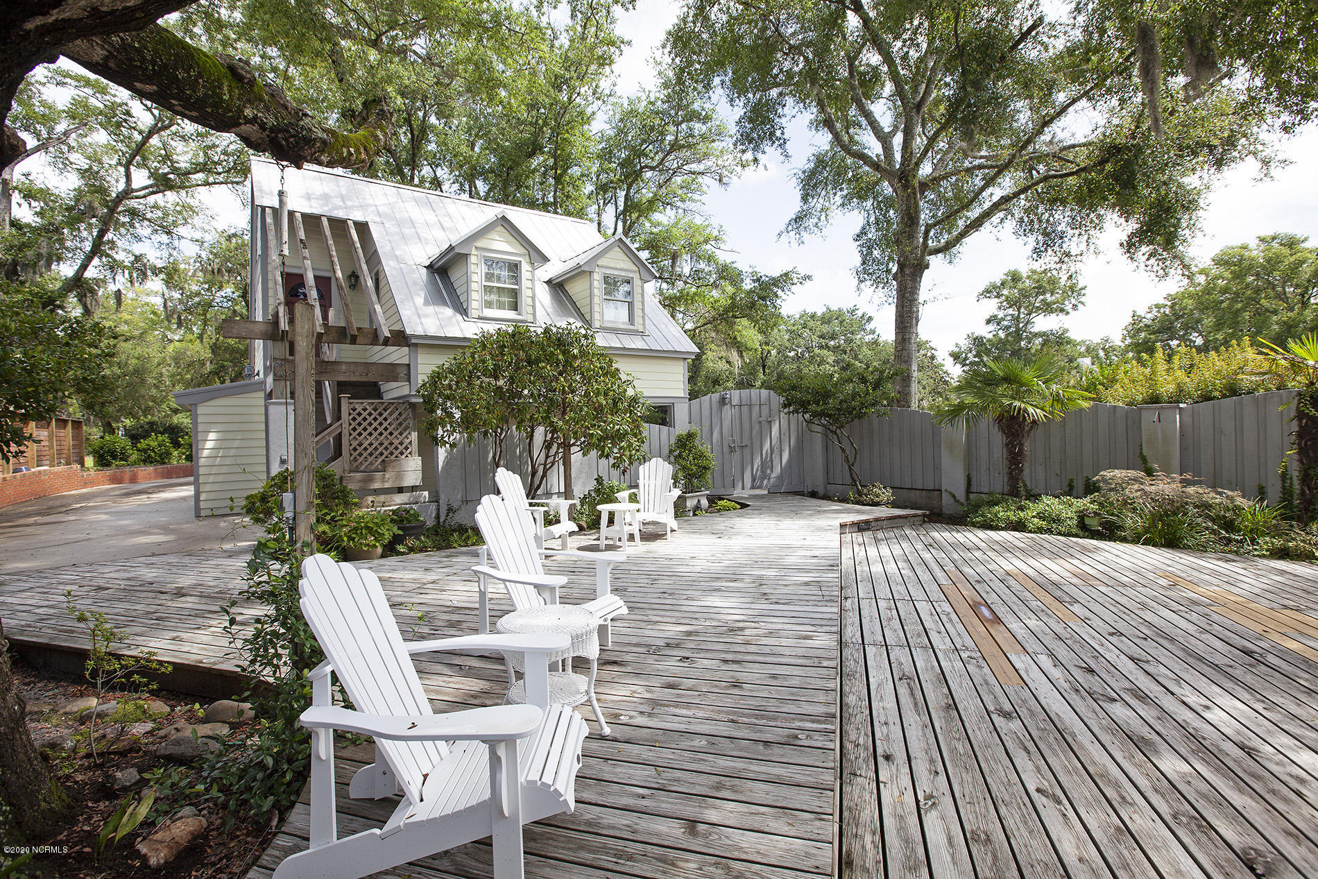 215 Summer Rest Road Wilmington, NC 28405 - Photo 47 of 53 Summer Rest 215 25deck Kelli_3876