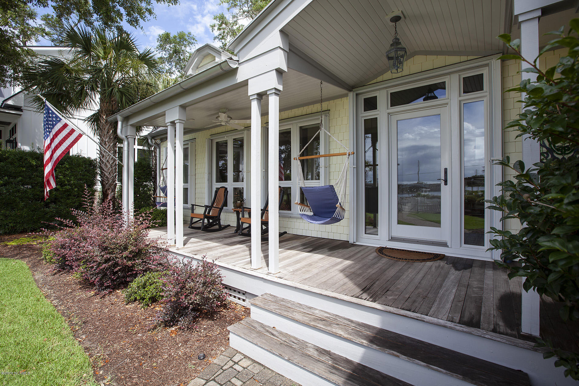 215 Summer Rest Road Wilmington, NC 28405 - Photo 8 of 53 Summer Rest 215 3fprch Kelli _3854
