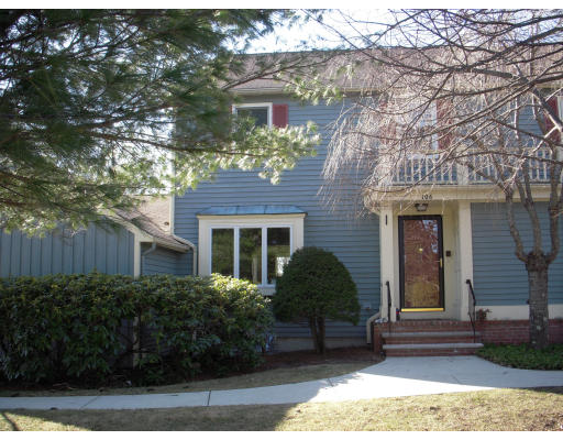 106 Village Post Road, Unit 106 Danvers, MA 01923 - Photo 1 of 1 Gallery Image 1
