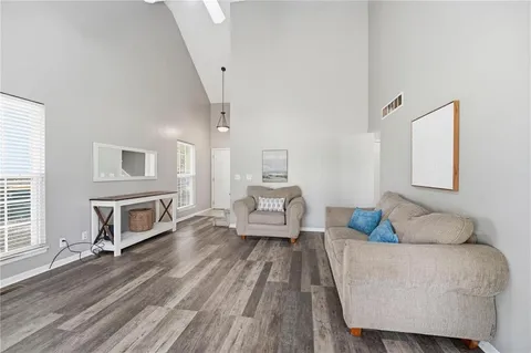 $260,000 | 21691 South Main Street, Spring Hill, KS 66083