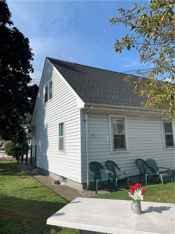 79 Killingly Street Providence, RI 02909 - Photo 4 of 13 Gallery Image 4