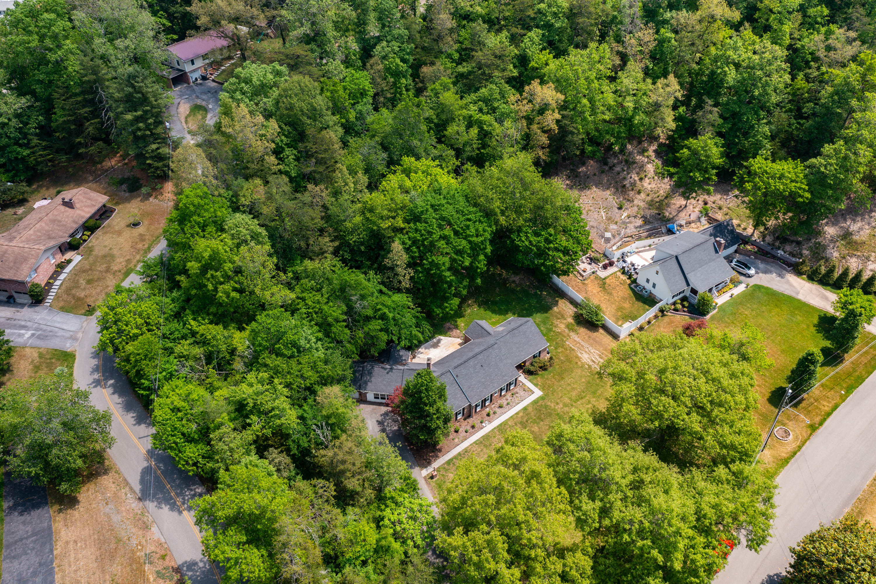 101 Wonder Valley Road Bristol, TN 37620 - Photo 42 of 49 101 Wonder Valley Rd