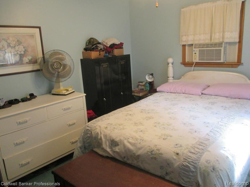 55 Harsen Road Lapeer, MI 48446 - Photo 19 of 62 IMG_0233.jpg