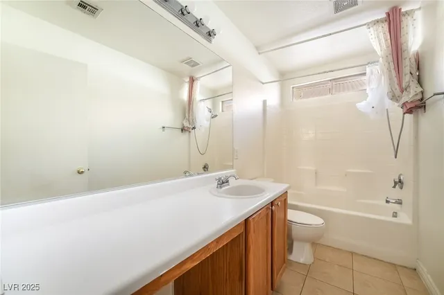 $1,950 | 11000 Vallerosa Street, Las Vegas, NV 89141