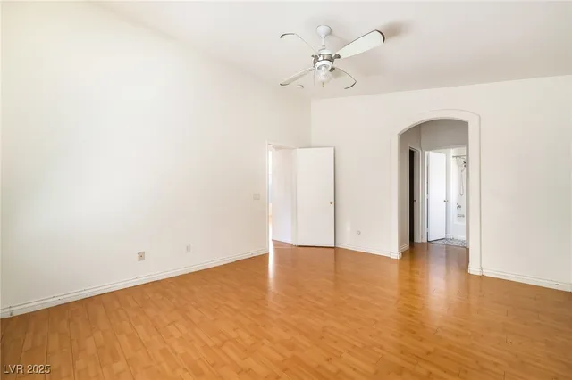 $1,950 | 11000 Vallerosa Street, Las Vegas, NV 89141