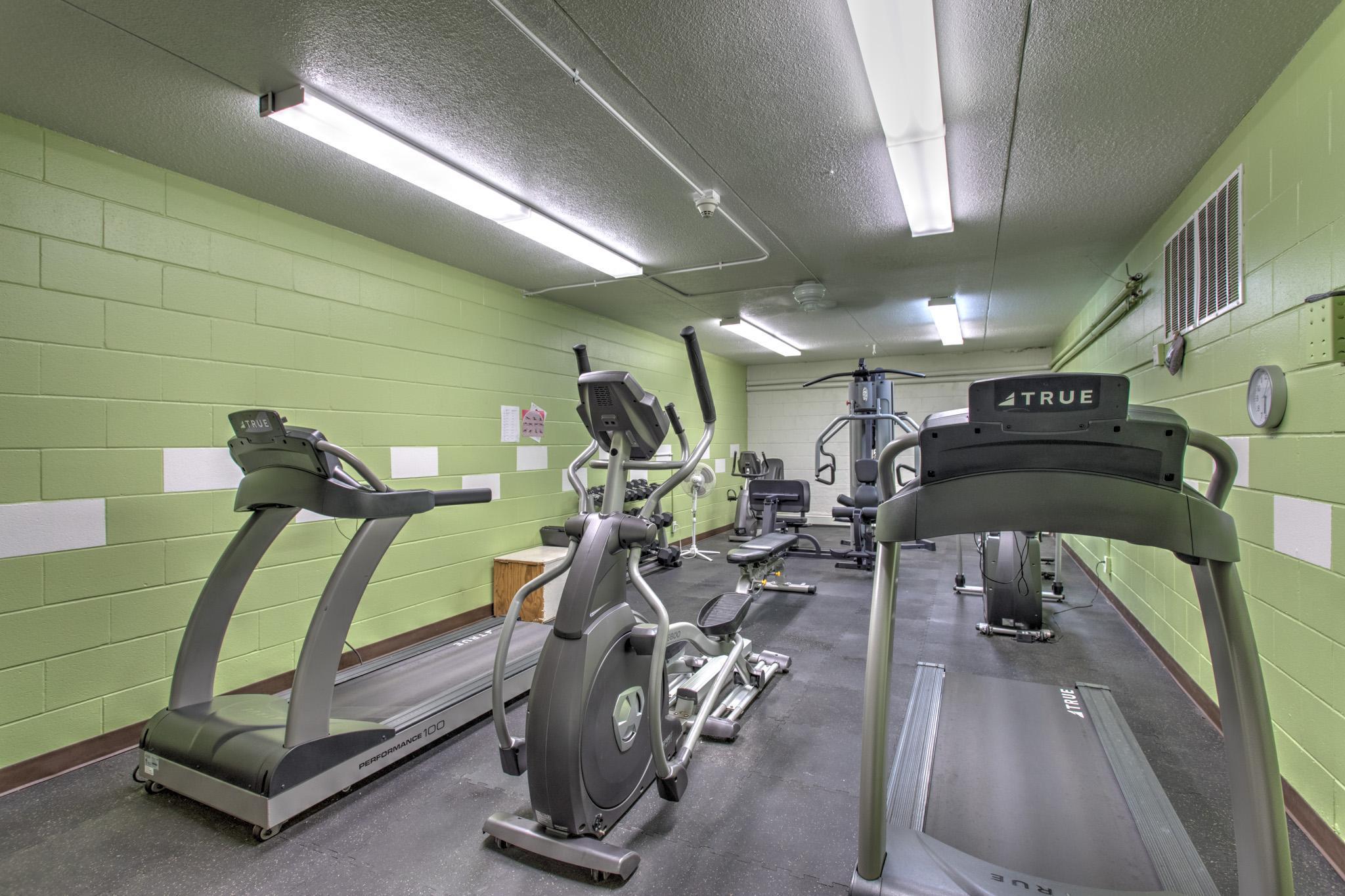 2240 Midland Grove Road, Unit 301 Roseville, MN 55113 - Photo 19 of 20 Gallery Image 19