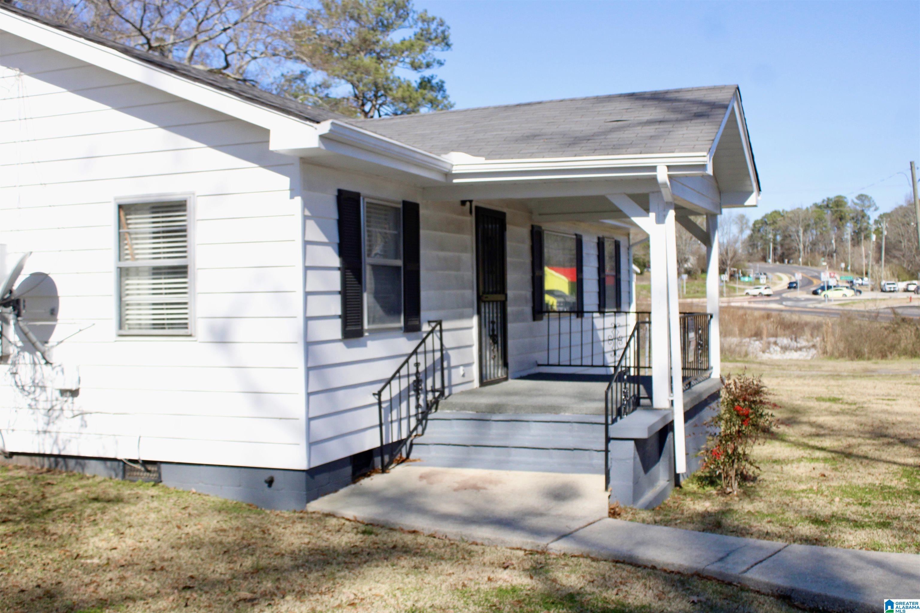 6037 Pocahontas Road Bessemer, AL 35022 - Photo 5 of 40