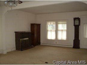 223 South Springfield Street Virden, IL 62690 - Photo 4 of 6 Gallery Image 4