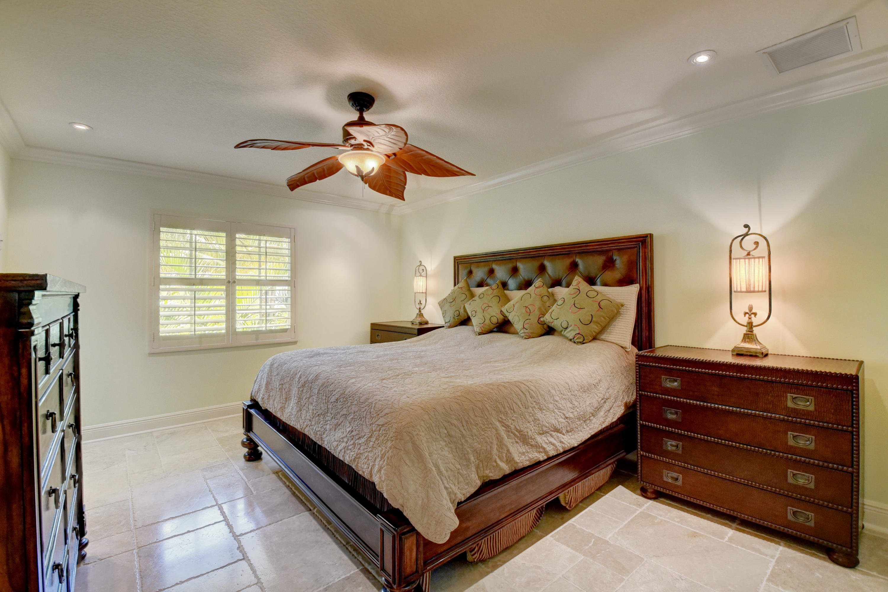 5500 Old Ocean Boulevard, Unit 202 Ocean Ridge, FL 33435 - Photo 13 of 43 18_virtuals1 (18)