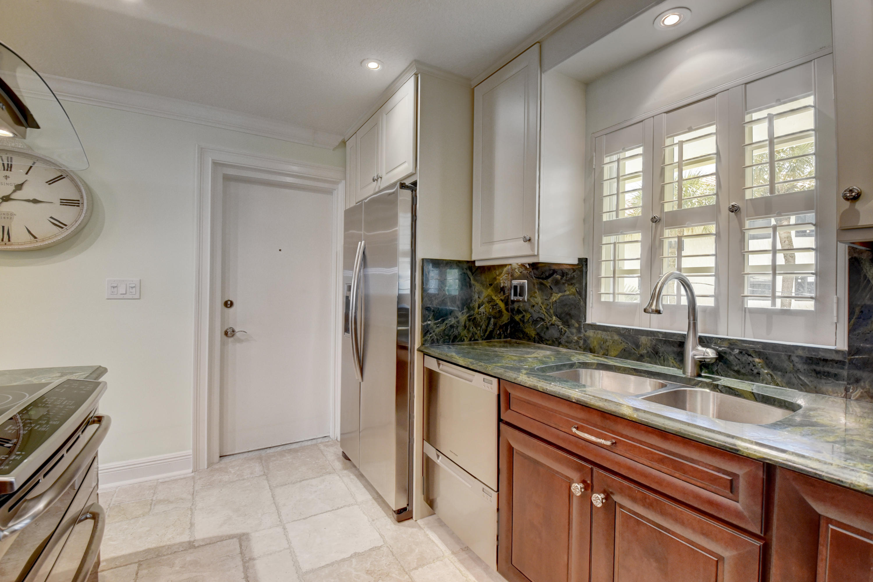 5500 Old Ocean Boulevard, Unit 202 Ocean Ridge, FL 33435 - Photo 5 of 43 12_virtuals1 (12)
