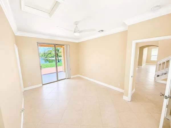 $5,500 | 740 Southwest 191st Avenue, Pembroke Pines, FL 33029