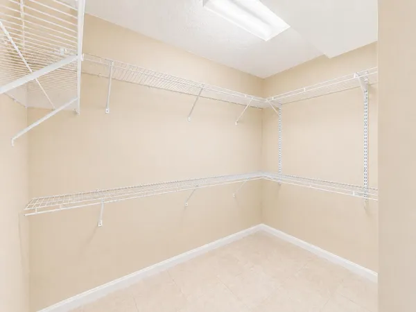 $5,500 | 740 Southwest 191st Avenue, Pembroke Pines, FL 33029