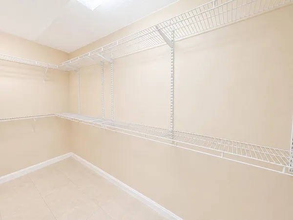 $5,500 | 740 Southwest 191st Avenue, Pembroke Pines, FL 33029