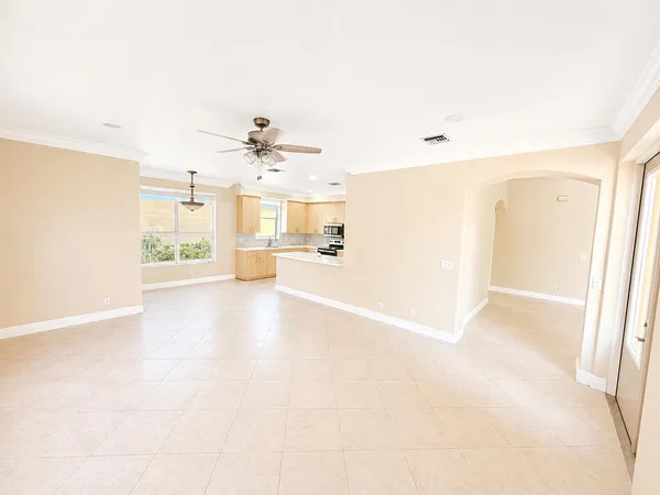 $5,500 | 740 Southwest 191st Avenue, Pembroke Pines, FL 33029
