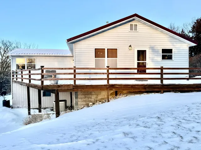 $300,000 | 10955 199th Avenue Northeast, New London, MN 56273