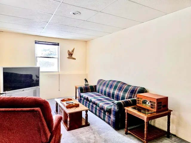 $300,000 | 10955 199th Avenue Northeast, New London, MN 56273