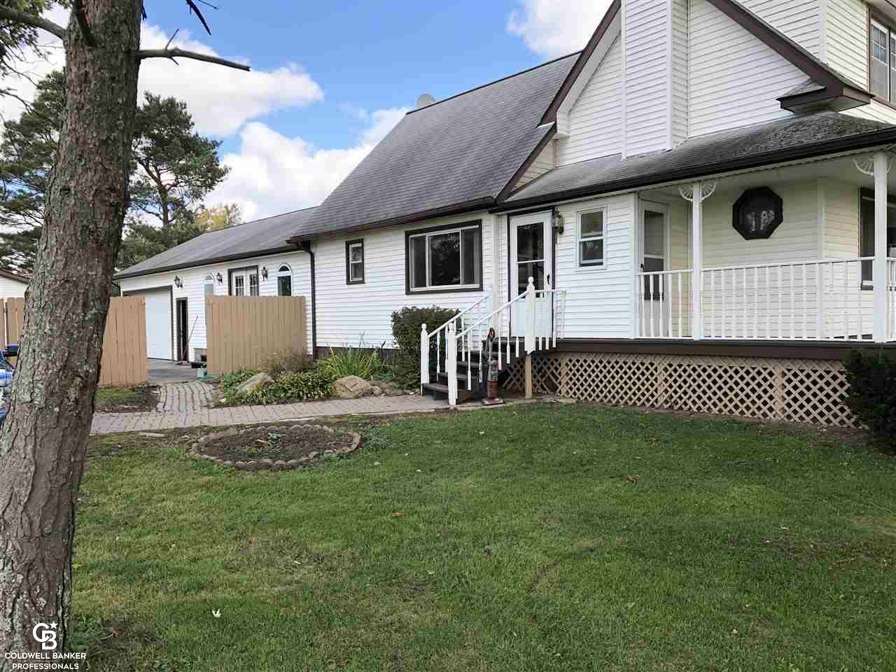 15690 Bryce Road Capac, MI 48014 - Photo 6 of 45