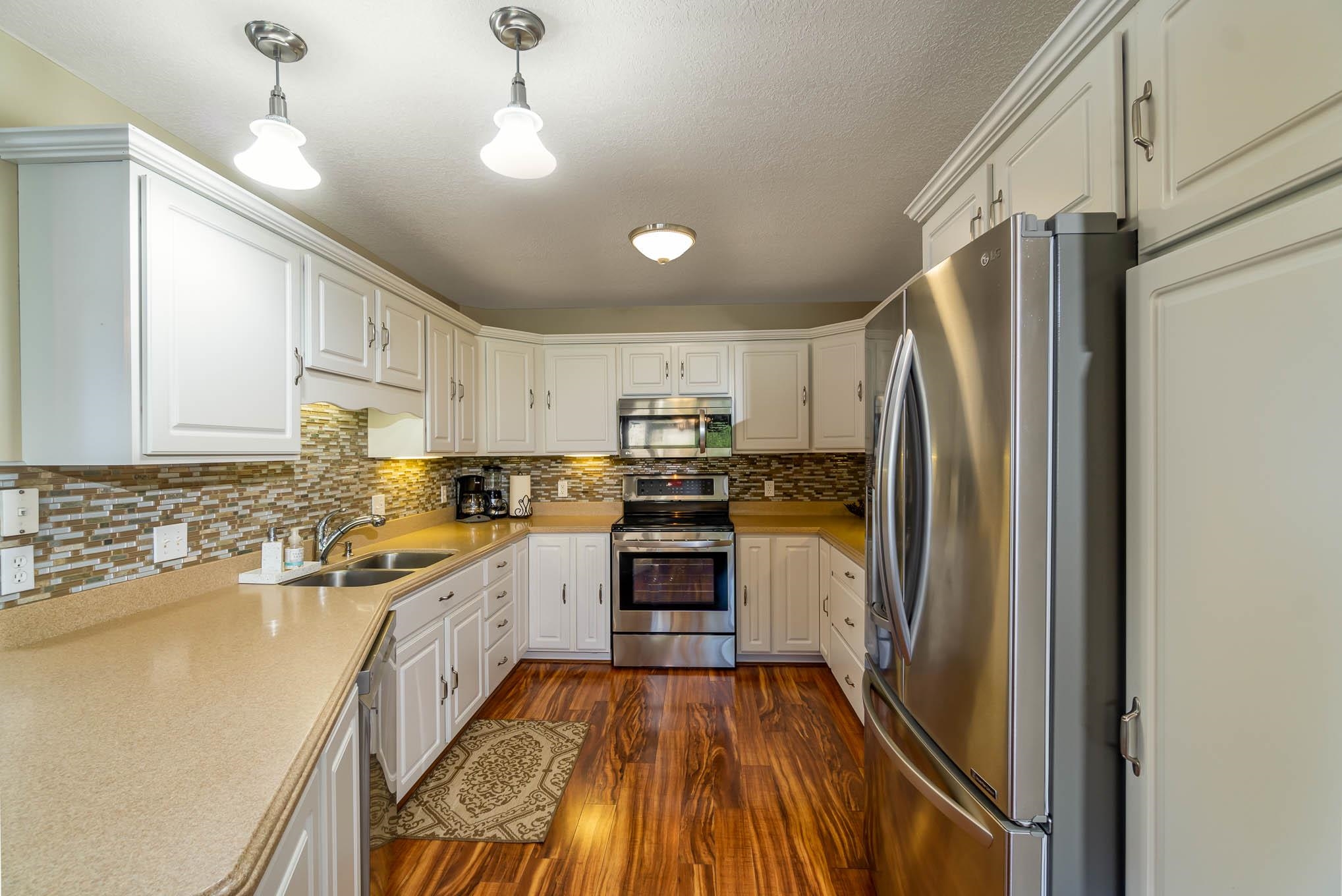 1325 East Baseline Road Mount Pleasant, MI 48858 - Photo 9 of 42 1903663-8.JPG