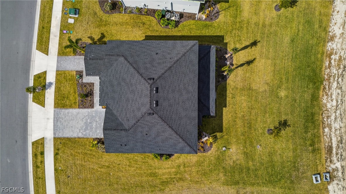 14598 Lagoon Drive Punta Gorda, FL 33982 - Photo 40 of 46 a bathroom with a sink