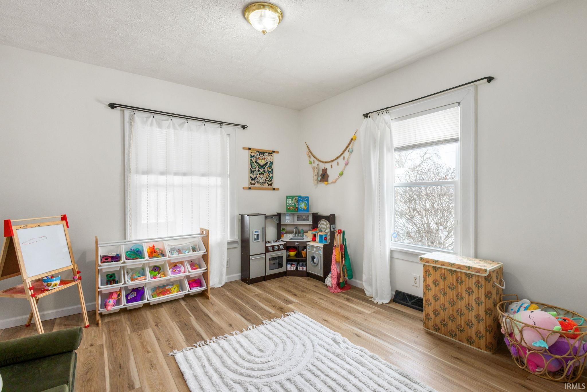 1016 Division Street Mishawaka, IN 46545 - Photo 15 of 35