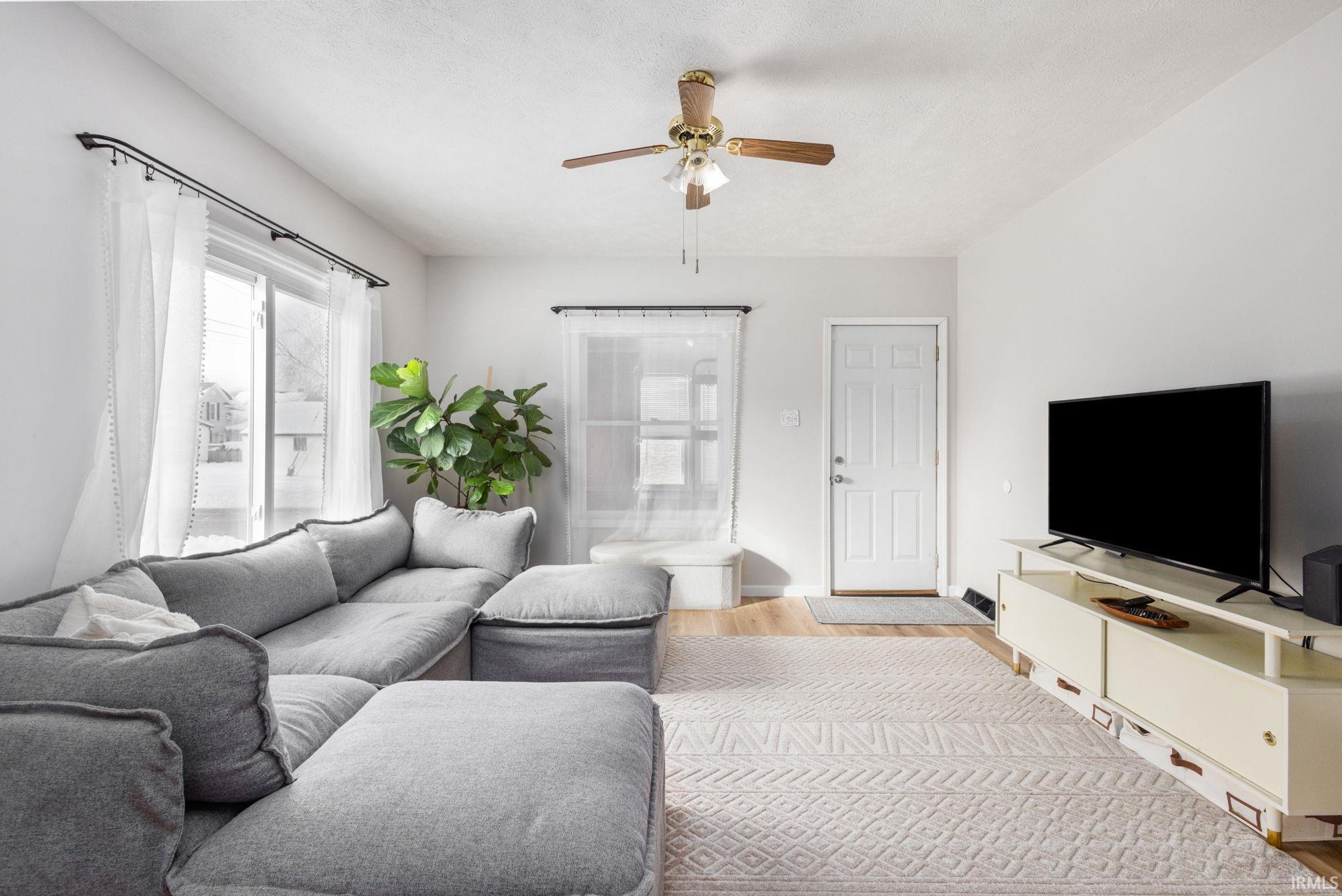 1016 Division Street Mishawaka, IN 46545 - Photo 30 of 35