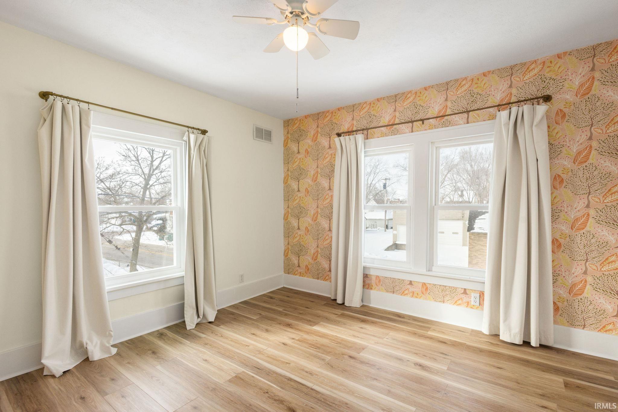 1016 Division Street Mishawaka, IN 46545 - Photo 9 of 35