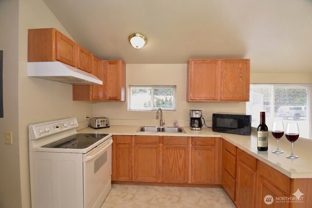580 Summit Place Sedro-Woolley, WA 98284 - Photo 9 of 18
