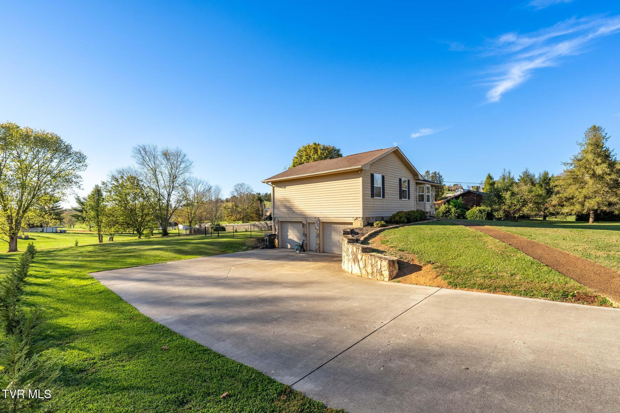 5719 Byrd Road Russellville, TN 37860 - Photo 4 of 50 5719 Byrd Rd (20 of 61)