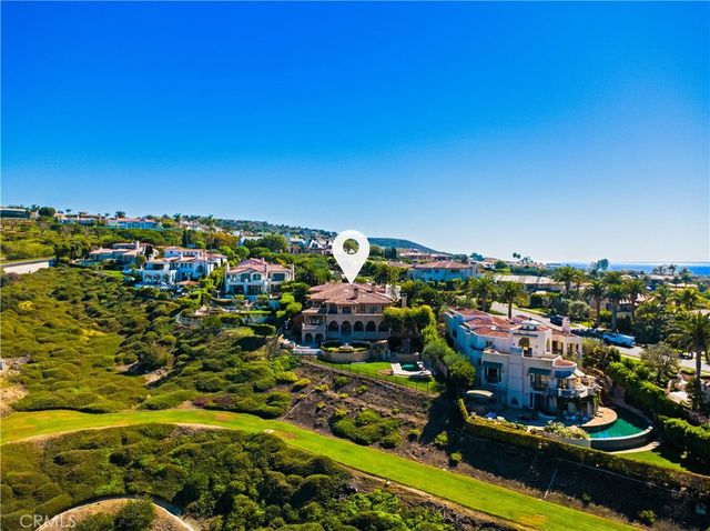 a picture of city view