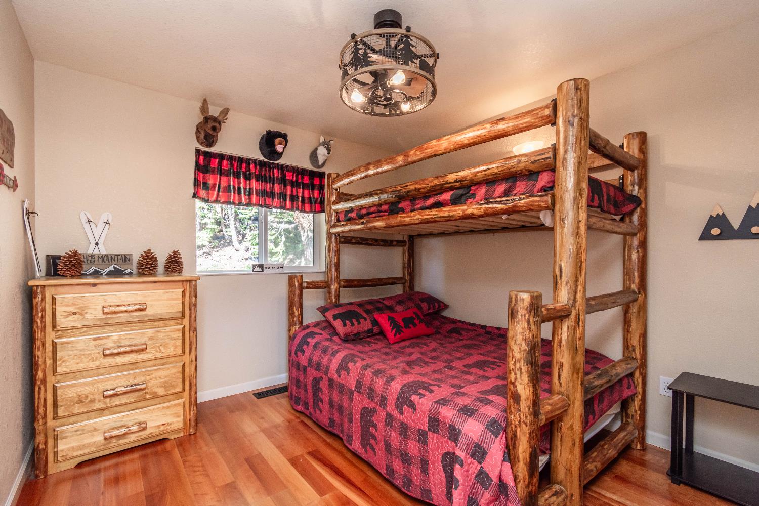 1070 Mountain View Road Arnold, CA 95223 - Photo 73 of 99 a bedroom with a bed and a closet