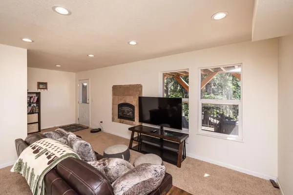 $530,000 | 1070 Mountain View Road, Arnold, CA 95223