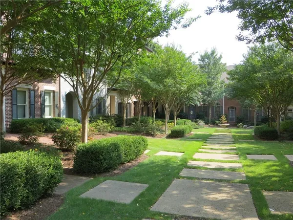 $3,295 | 131 West Ridge Way, Roswell, GA 30076