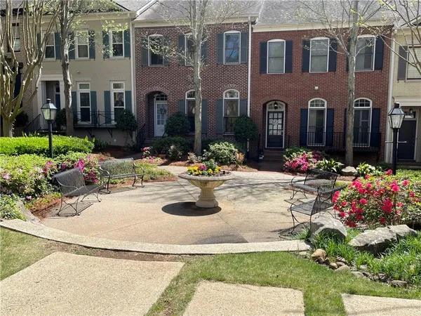 $3,050 | 131 West Ridge Way, Roswell, GA 30076