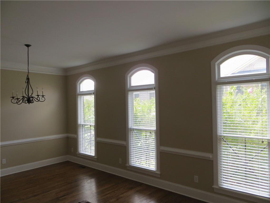 131 West Ridge Way Roswell, GA 30076 - Photo 6 of 25