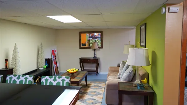 $349,900 | 806 South Oak Street, West Chicago, IL 60185