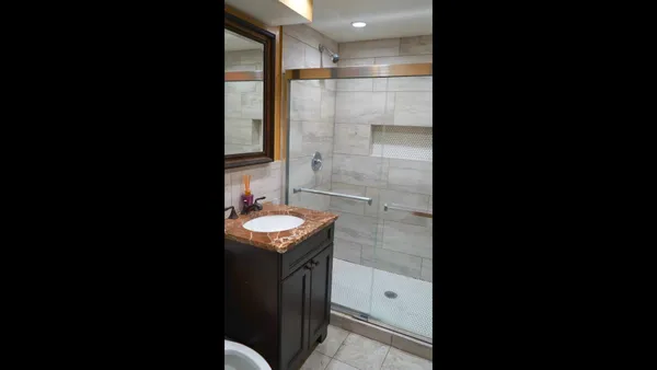 $349,900 | 806 South Oak Street, West Chicago, IL 60185