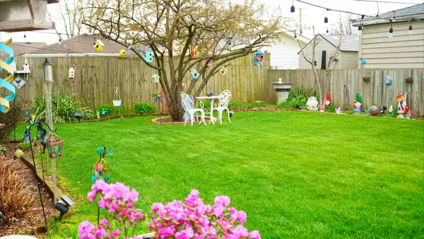 $349,900 | 806 South Oak Street, West Chicago, IL 60185