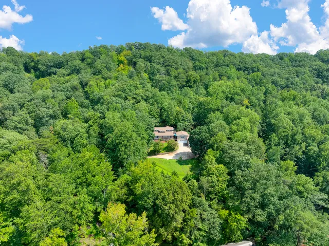 $545,000 | 1028 North Runyan Drive, Chattanooga, TN 37405