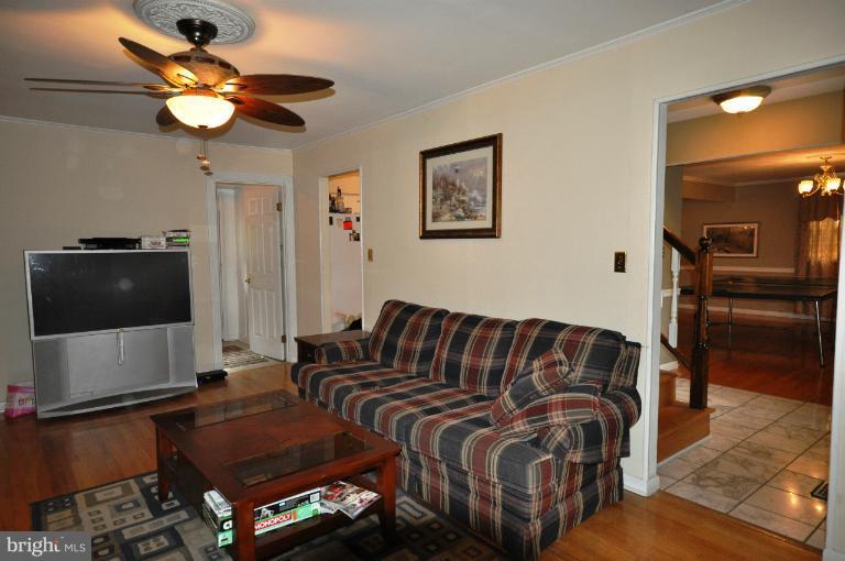 1320 Terry Way Fallston, MD 21047 - Photo 3 of 21 Family Room