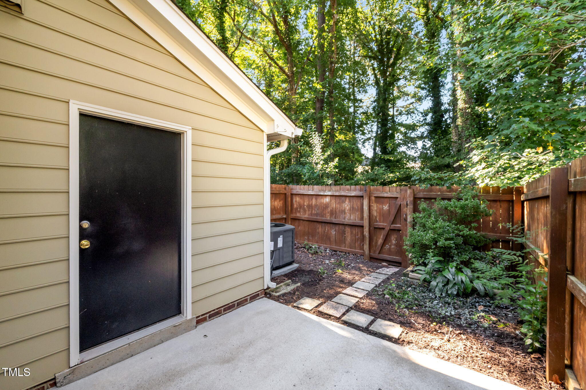 2235 Alpine Road Durham, NC 27707 - Photo 27 of 38 44-web-or-mls-P1082135