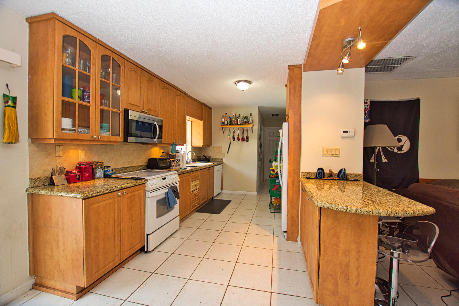 243 Northwest 11th Street Boca Raton, FL 33432 - Photo 11 of 23 DSC_0286