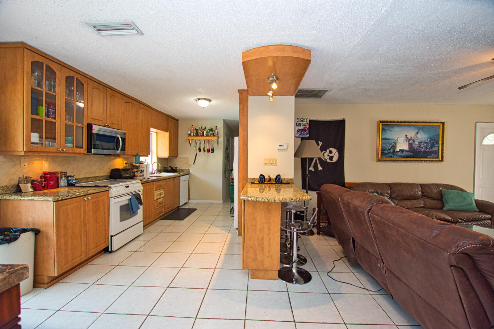 243 Northwest 11th Street Boca Raton, FL 33432 - Photo 12 of 23 DSC_0285