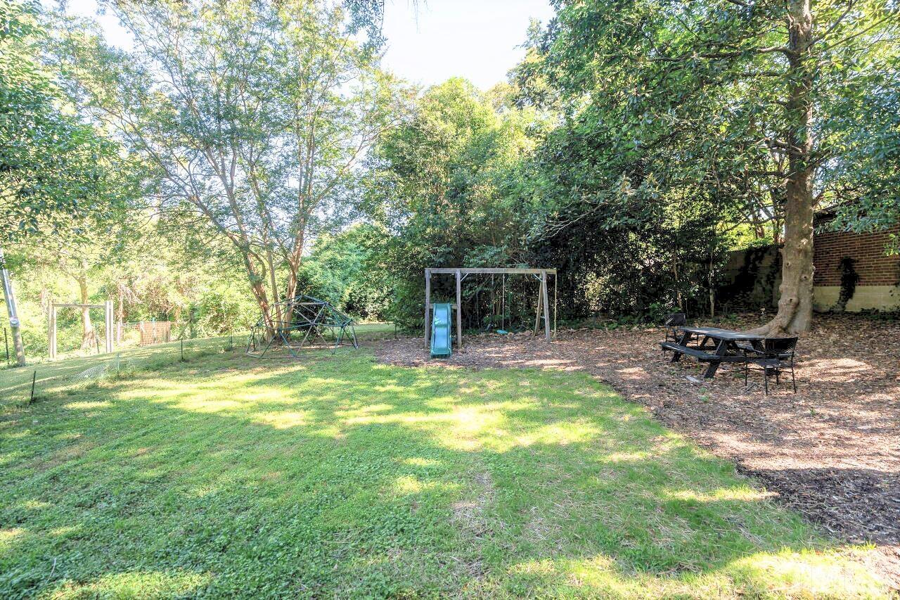 106 Pinecrest Road Durham, NC 27705 - Photo 28 of 33 Gallery Image 28